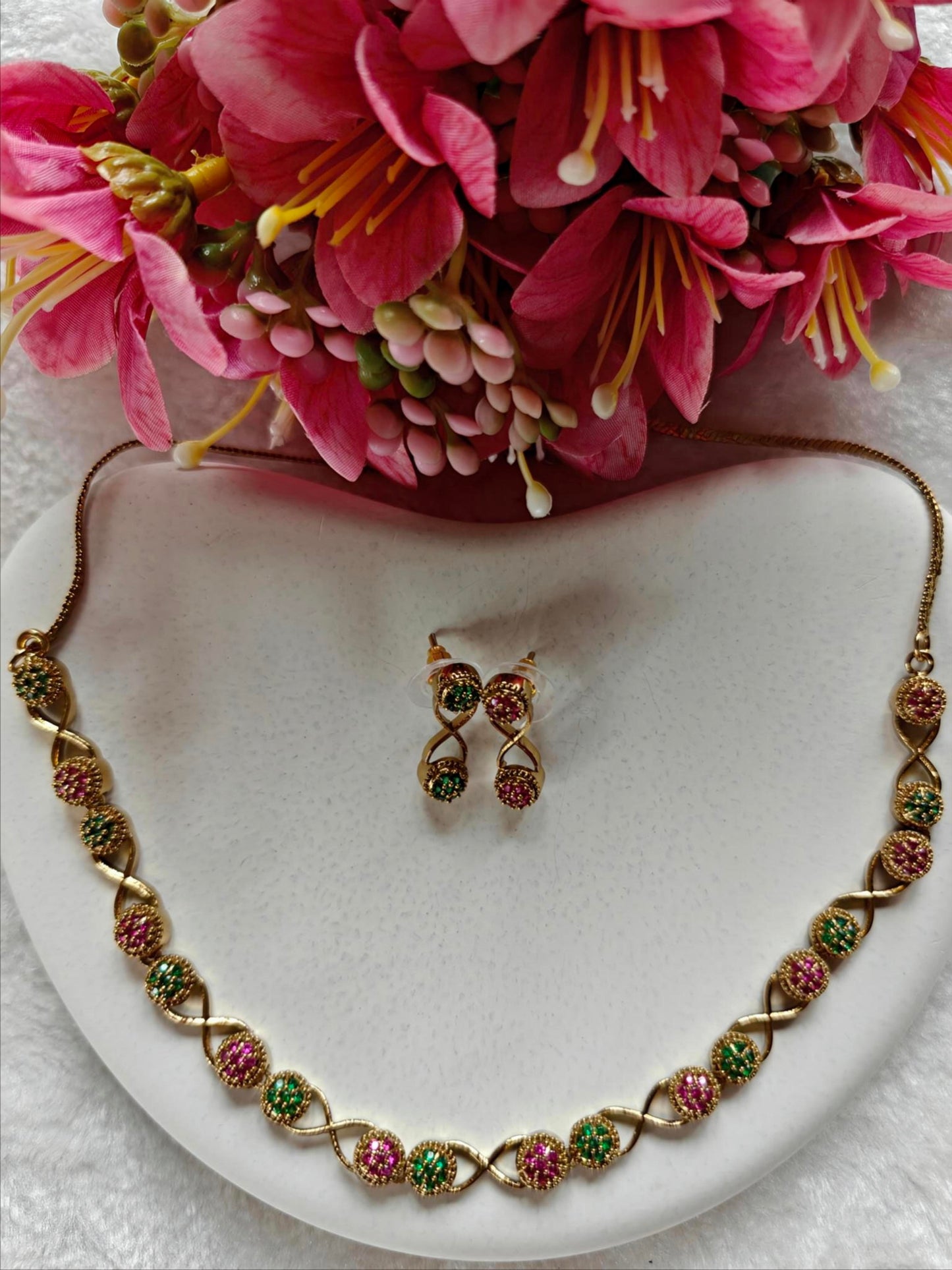 Twisted Infinity Link Necklace Green & Pink Stones