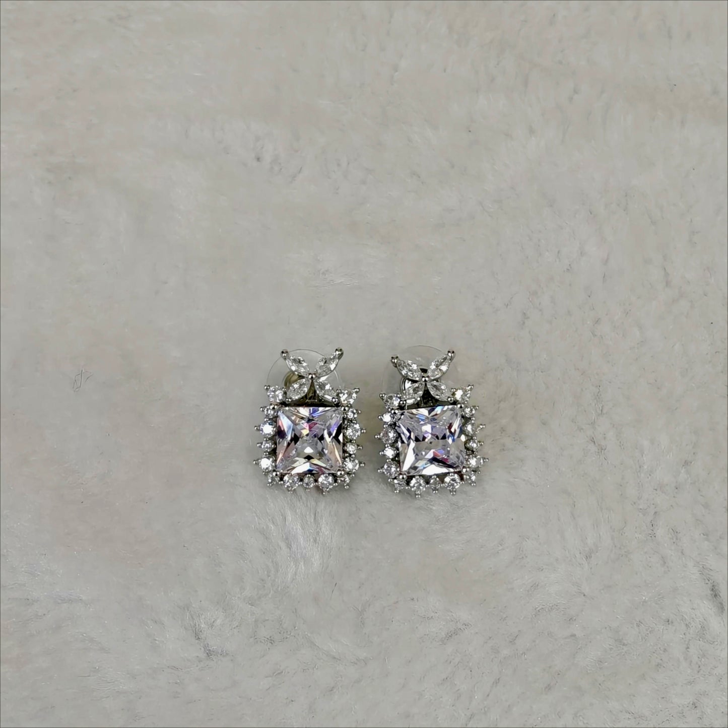 Princess Cut Halo Studs (2 Colors)