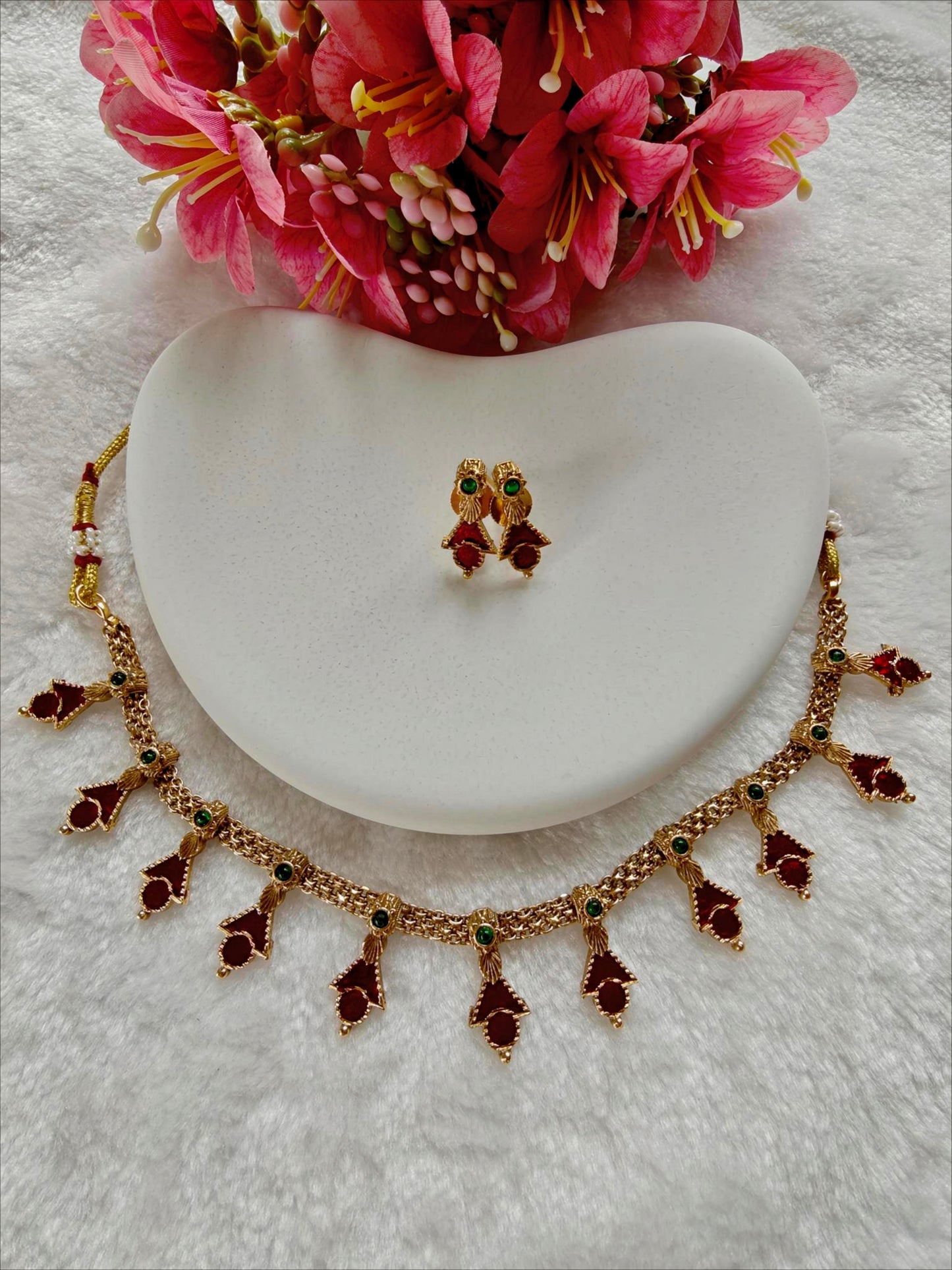 Festive Red Stone Necklace Set