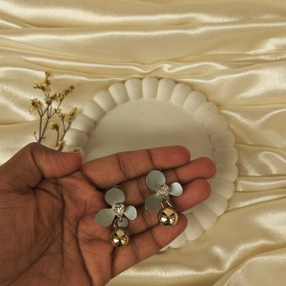 Flower drop studs